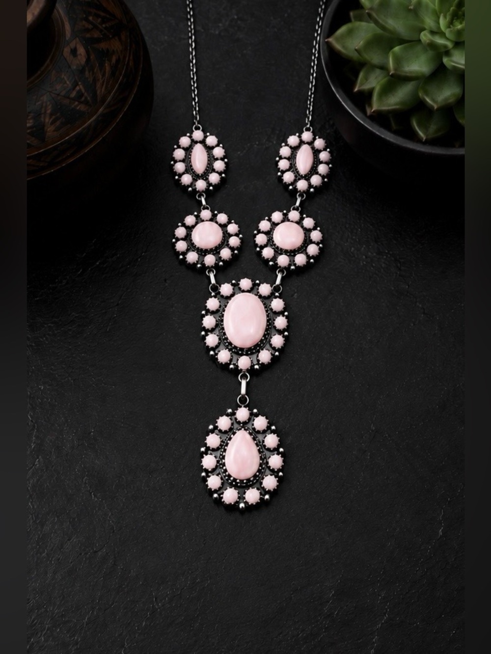 Signed Navajo Native Sterling Silver Pink Conch Shell Cluster Bib Necklace